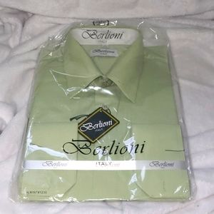 Berlioni Italy Long sleeve classic fit dress shirt.